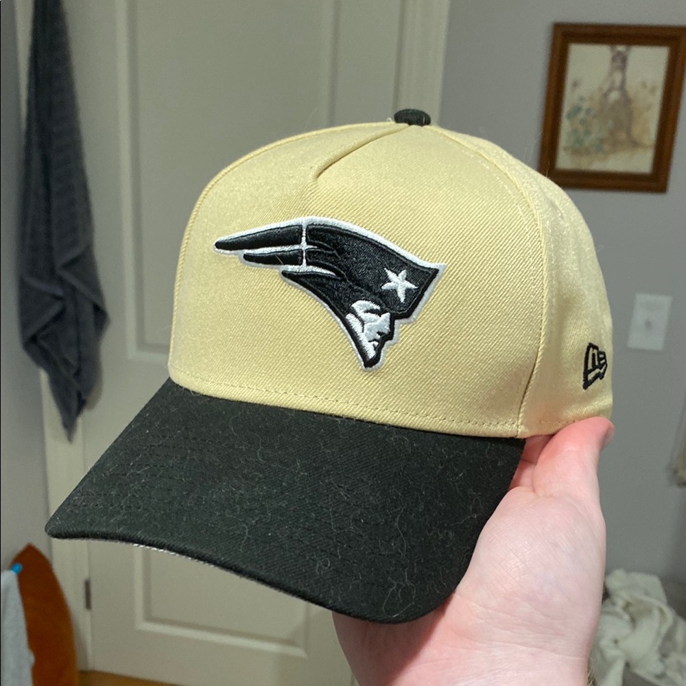 New Era Tan and Black Patriots hat